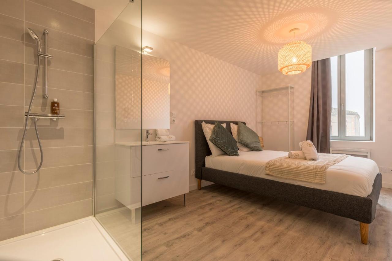 Atypique - 2 Chambres Avec Salles De Bains, Cuisine Equipee, Parking Gratuit Castelsarrasin Exterior foto